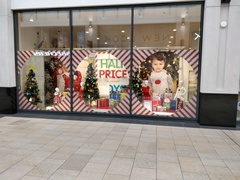 We're rocking around the Christmas tree, waiting for Santa to come to town. It's countdown to Christmas thread 4!!