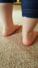 calling foot experts - are DD's feet ok?