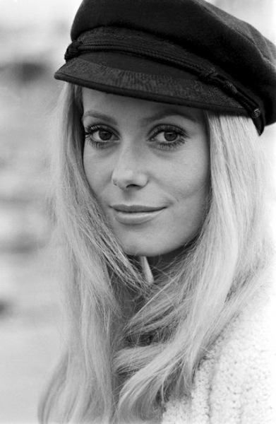 I've just got back from five days in Le Marais, and I've decided I want become Parisian, s'il vous plait.