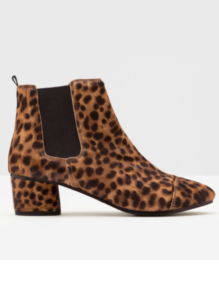 Leopard print coat mid 40's - a bit Bet Lynch?