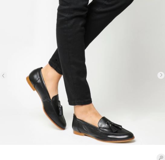 What shoes with slim cut trousers?
