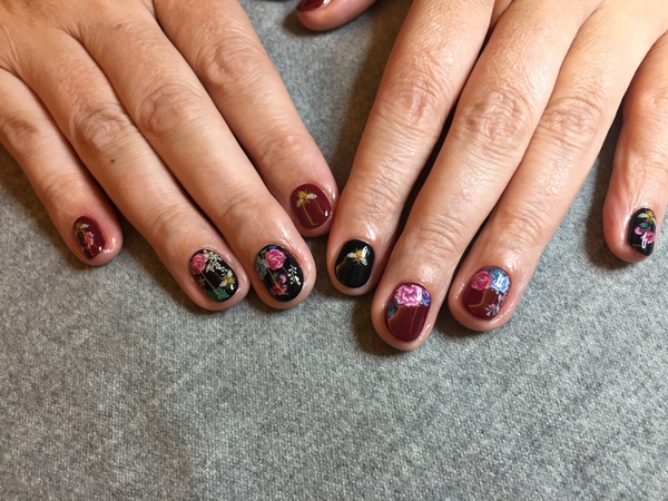 Show me your gel nails!