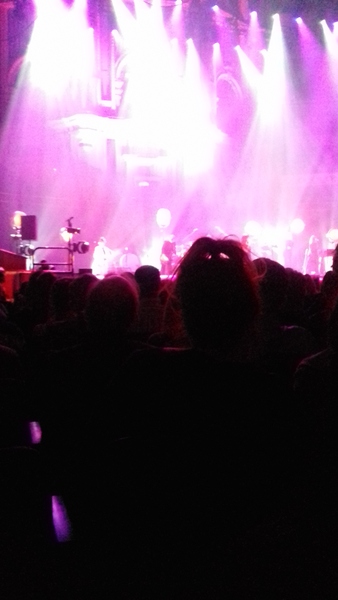 Am I  being unreasonable to expect to see the bloody stage?