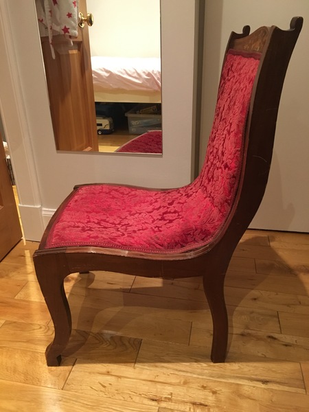 Help me understand this little old chair