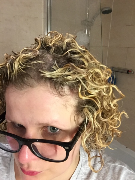 I've found a curly hair hairdresser!