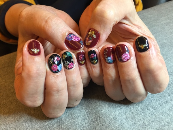 Show me your gel nails!