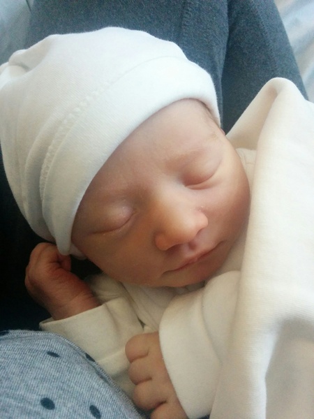 November 2017 #5. You wait ages for a baby, then 3 come along at once. Ante/post-natal chat ...