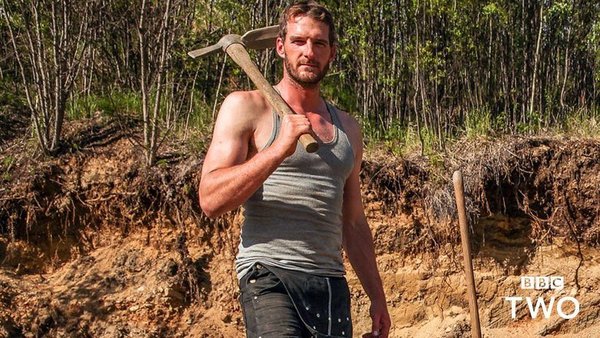 Swagger Inn 151: The One Where Wenches Are Blindfolded And Don’t Use Their Hands ..... Practising Bobbing For Apples Of Course <ahem>