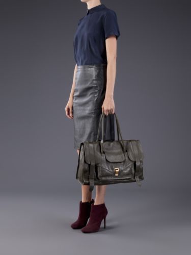 I've just got back from five days in Le Marais, and I've decided I want become Parisian, s'il vous plait.