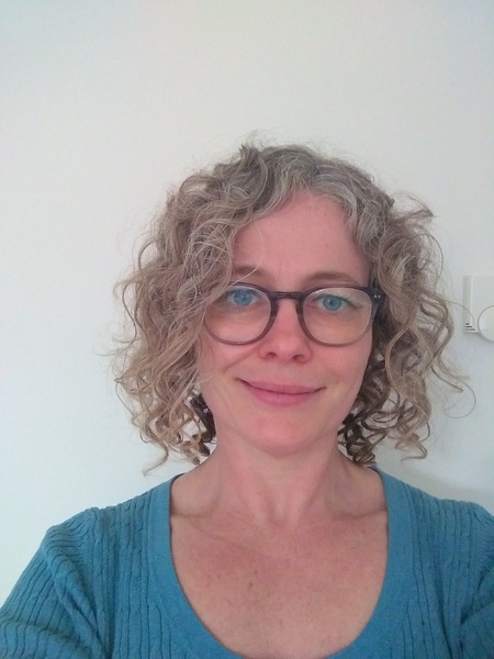 I've found a curly hair hairdresser!