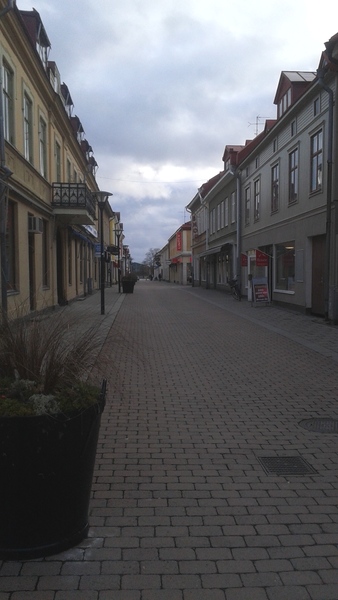 Swagger Inn 151: The One Where Wenches Are Blindfolded And Don’t Use Their Hands ..... Practising Bobbing For Apples Of Course <ahem>