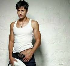 X FACTOR - Saturday ,it's the groups and the boys, Sunday ,it's the Girls and Overs. The theme is ' Viva Latino'.