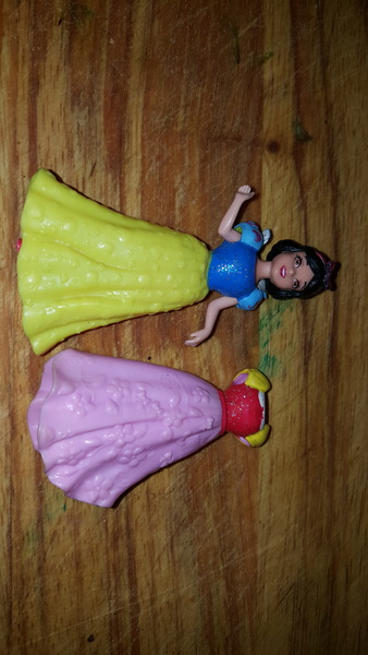 Thread 15 - quick mum - Santa's decapitated a unicorn in my bedroom