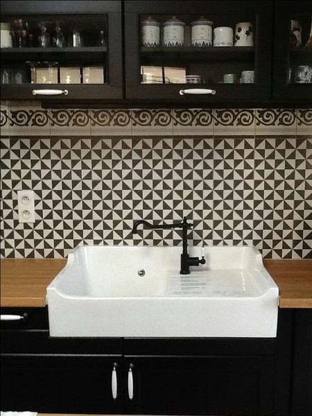 Look at this sink