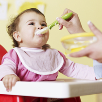 Ask HiPP Organic’s expert about weaning - £150 voucher to be won! NOW CLOSED