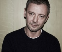To think Dermot O'Leary and Martin Freeman look really similar?
