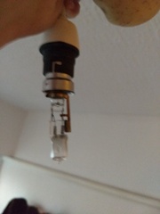 Changing a bulb with a potato