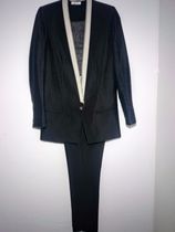 I've just got back from five days in Le Marais, and I've decided I want become Parisian, s'il vous plait.