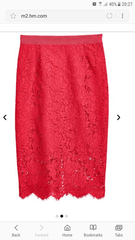 What to wear with a red skirt?