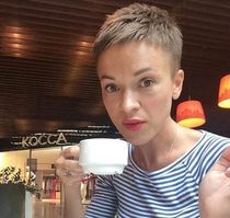 Head shave to go grey