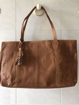 I've just got back from five days in Le Marais, and I've decided I want become Parisian, s'il vous plait.