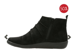 Are these boots frumpy?