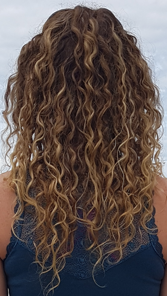 Managing curly hair