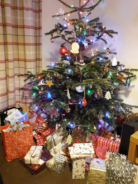 Thread 20 - the one where we compare notes on how the gifts went down and go sales shopping