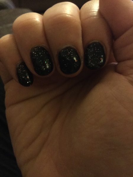 No aibu but let's see your Christmas nails