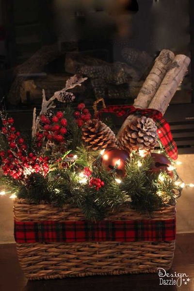 Do you decorate your pictures at Christmas?
