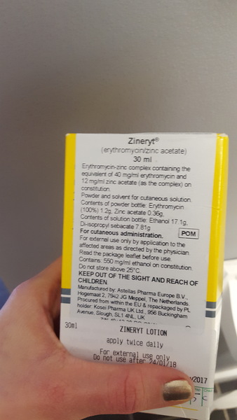 Acne - best moisturiser.