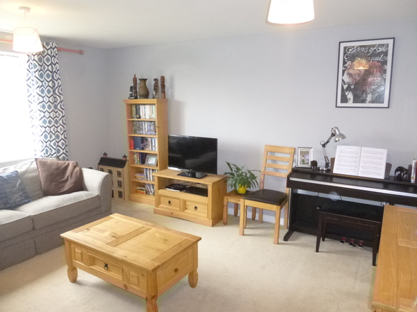 The perfect warm grey: F&B aficionados you're up