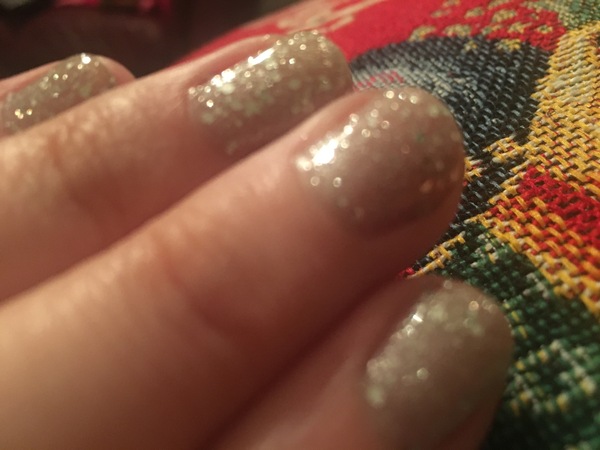 No aibu but let's see your Christmas nails