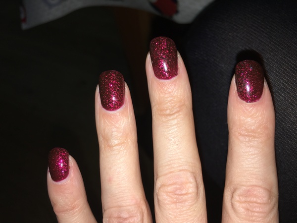 No aibu but let's see your Christmas nails