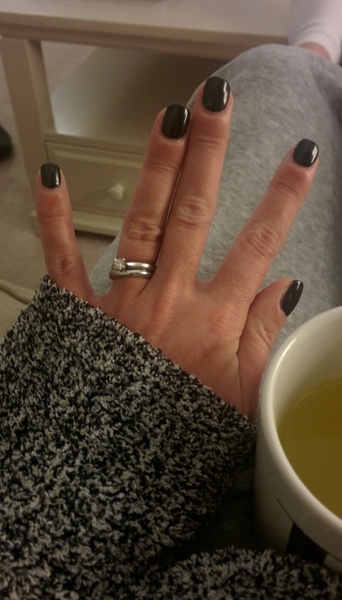 No aibu but let's see your Christmas nails