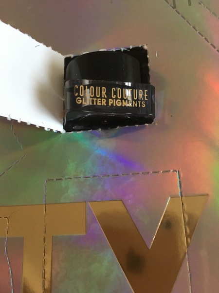 Sharing the Shitness - HOF Advent Calendar SPOILERS