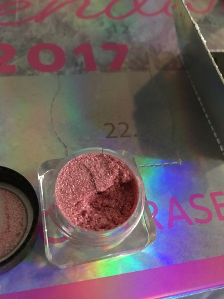 Sharing the Shitness - HOF Advent Calendar SPOILERS