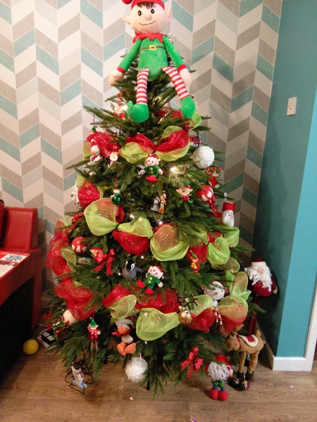 Something for the top of the tree