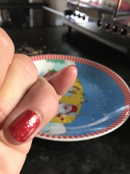 No aibu but let's see your Christmas nails