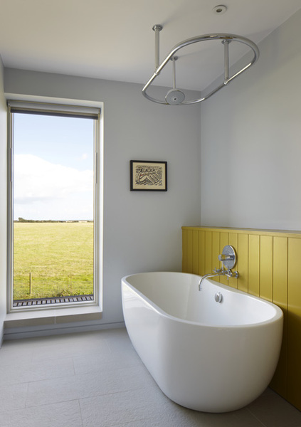 North facing bathroom colour