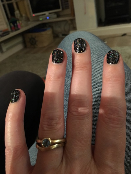 No aibu but let's see your Christmas nails