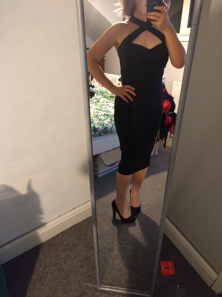 This type of shoe works with this style of dress, right?