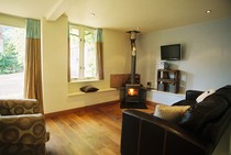 Introducing Mazzard Farm Holiday Cottages (Devon). Special offer for Mumsnetters: book any 2018 holiday no later than 31 December 2017 and get £50 off!