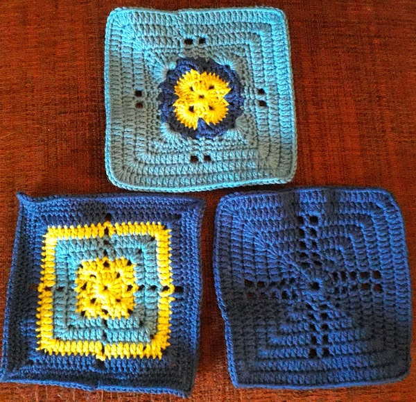 Woolly Hugs. A Blanket for the very lovely slinkysaluki. Crafters and donors, we need your help.