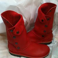 Shoes for very big and wide feet please