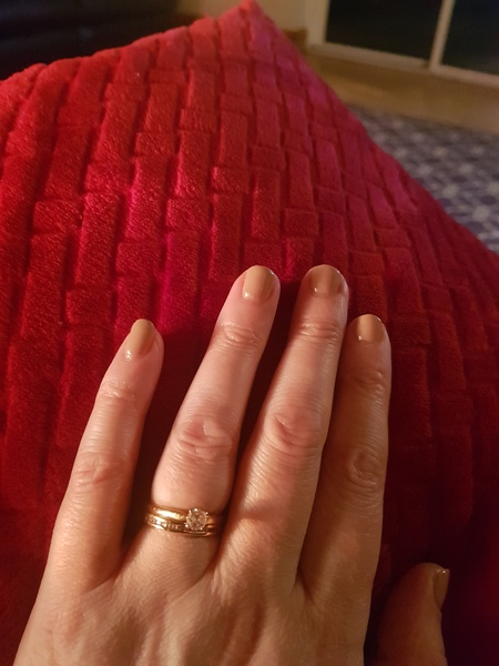 Gel nail varnish at home?