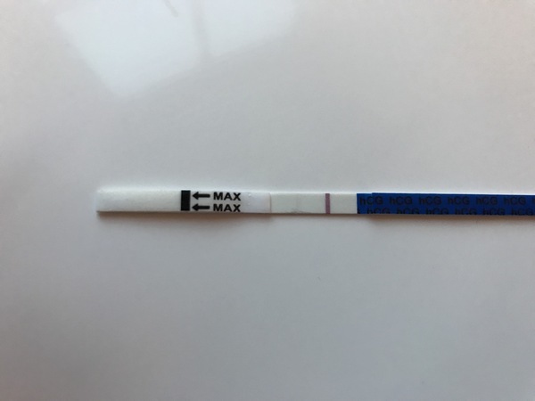 LINE EYES PLEASE 9DPO**