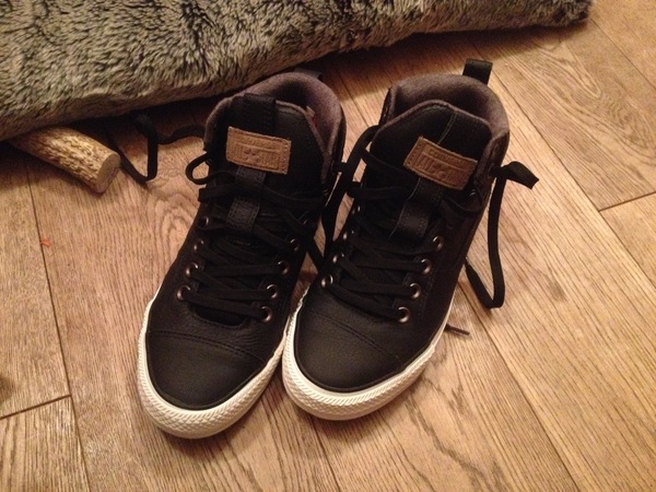 I think I am in love - my first ever pair of Converse hi-tops