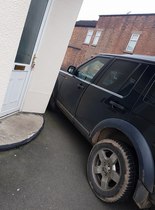 I know I'm not being unreasonable about this parking!!! (with diagram)