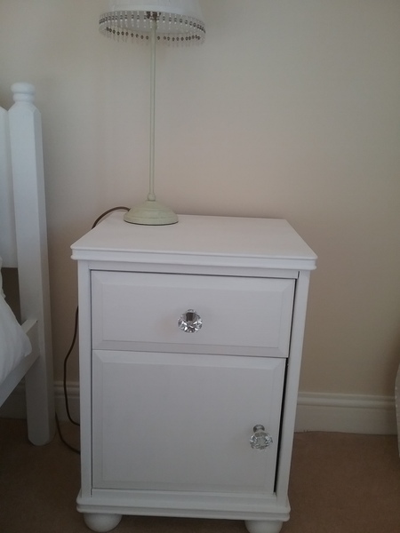 Painting pine furniture